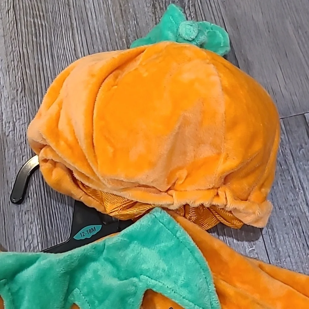 EEK & Hyde Pullover Pumpkin Costume with Hat